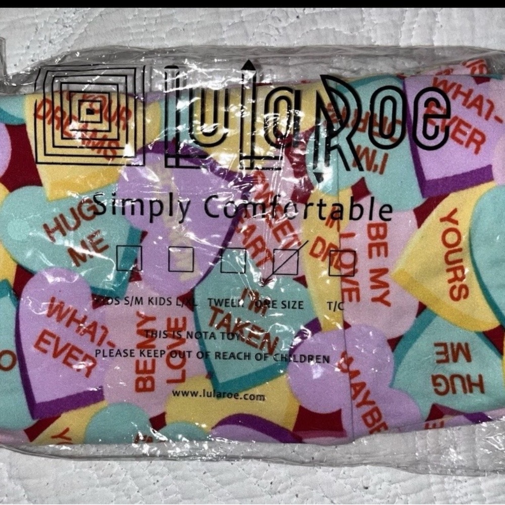 LuLaRoe Colorful Conversation Hearts Valentines Leggings TC